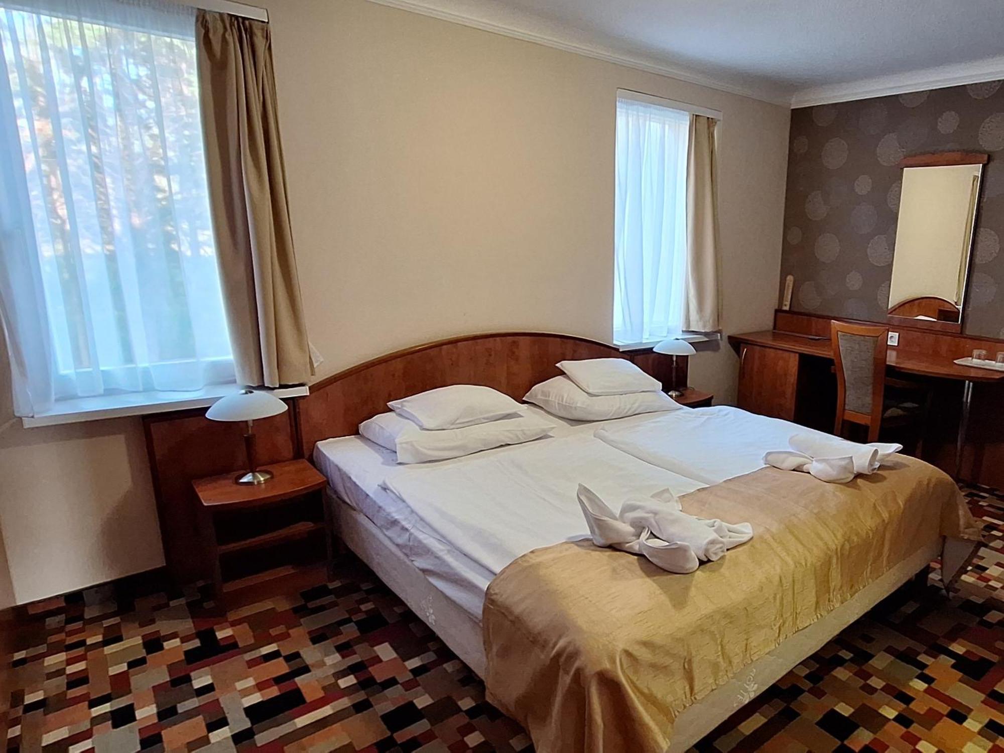 Atryum Hotel โซลนอค ภายนอก รูปภาพ