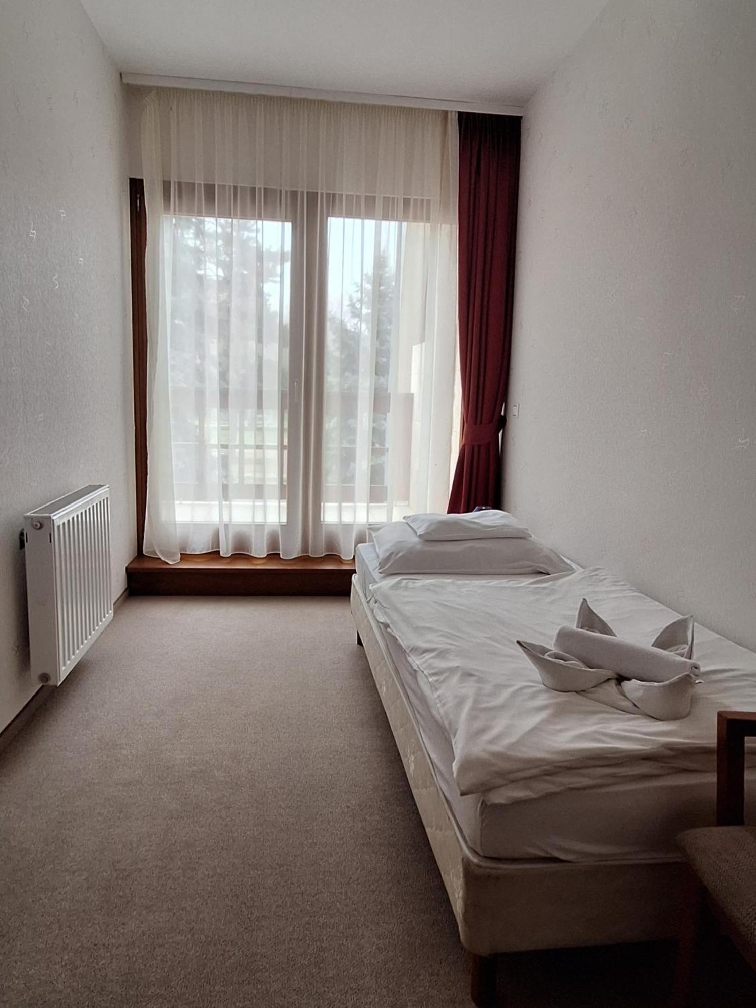 Atryum Hotel โซลนอค ภายนอก รูปภาพ